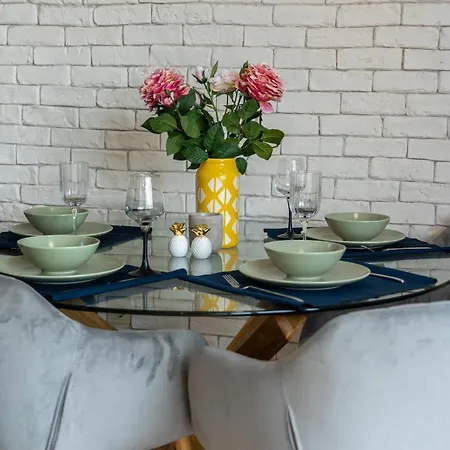 Maisonette With Underground Parking Lägenhet