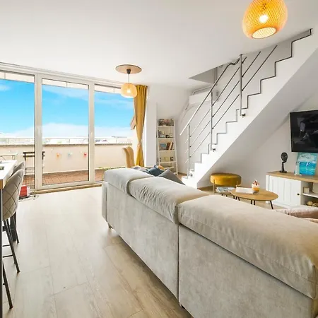 Maisonette With Underground Parking Апартамент
